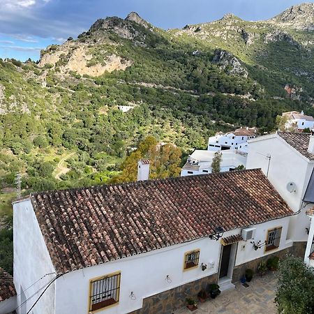Tiny Spanish House กาซาเรส ภายนอก รูปภาพ